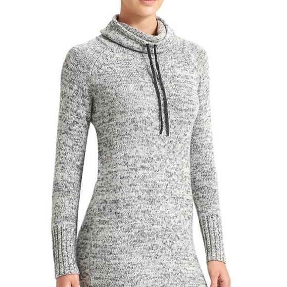 Athleta Dresses & Skirts - Athleta Traverse City grey sweater dress size XS